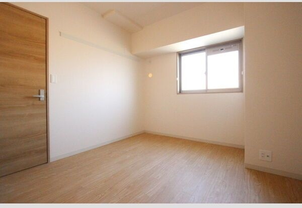 ロイヤル山王の内装