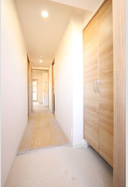 ロイヤル山王の玄関