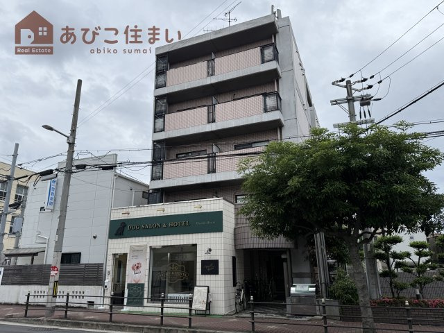 MAXビルディングの外観