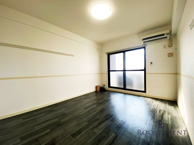 ピーステン名駅南の居間・リビング