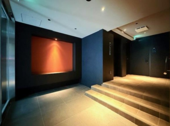 Ｌａ　Ｐｅｒｌａ　Ｙｏｔｓｕｙａのエントランス