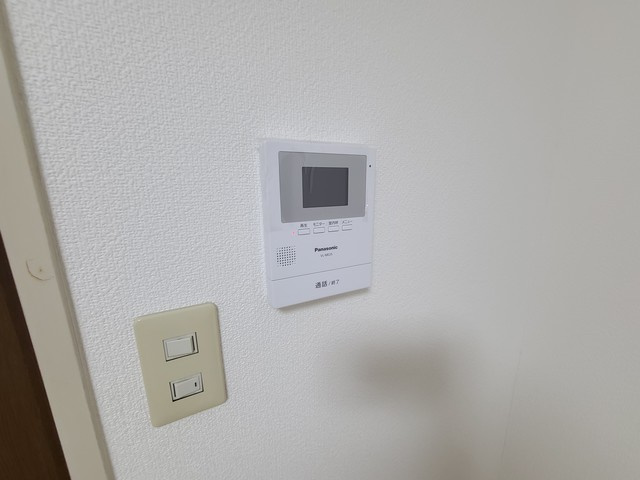 【セキュリティ】 | モニター付きインターホンです