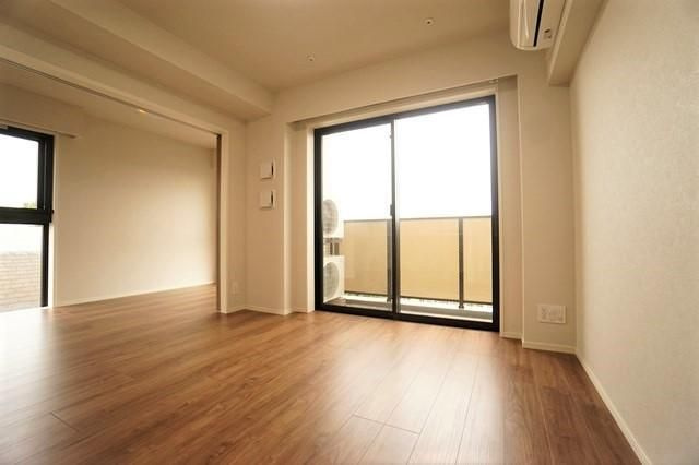 ｗｅａｖｅｐｌａｃｅ　ＨＩＧＡＳＨＩＫＯＥＮＪＩの居間・リビング