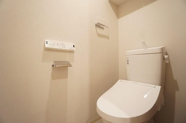 ｗｅａｖｅｐｌａｃｅ　ＨＩＧＡＳＨＩＫＯＥＮＪＩのトイレ