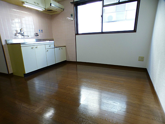 ヴィレッジ・リバー住吉の居間・リビング