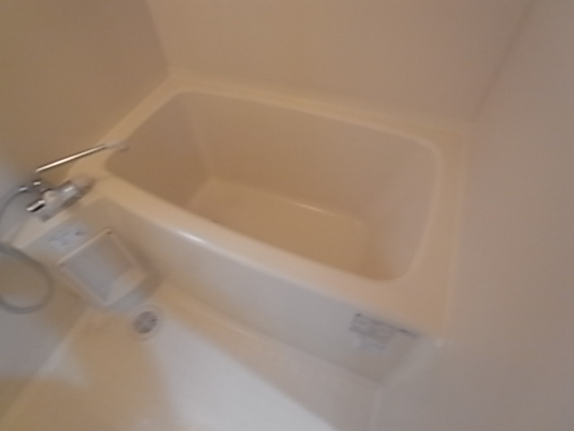 アモーレ桜ヶ丘の浴室