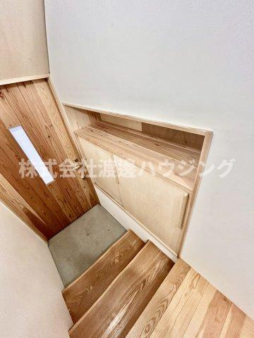 大宮5丁目長屋　E棟の収納|シューズBOX