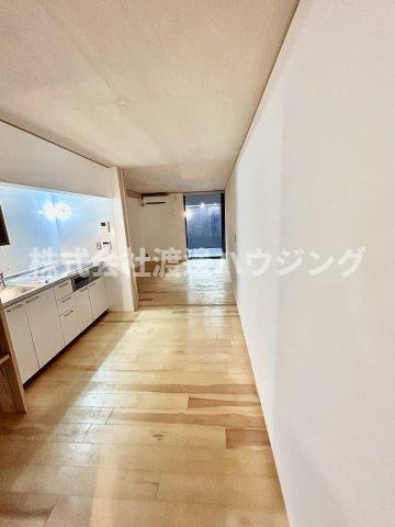 大宮5丁目長屋　E棟の内装