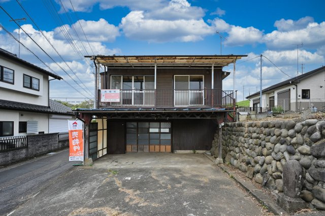 【外観】 | 太田市緑町　中古住宅 | リフォームのベースとしても最適な別邸です。