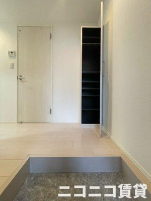 【玄関】 | アジュール小岩 | 別号室イメージの為、現状を優先致します。