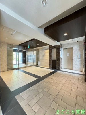 【エントランス】 | ジュネーゼグラン難波ミラージュ