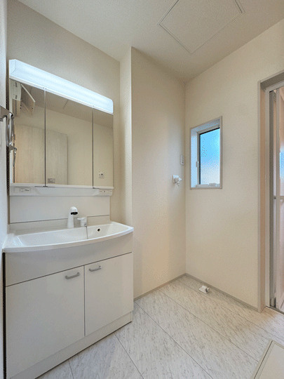 多賀城市浮島2丁目Ⅰ期の独立洗面台