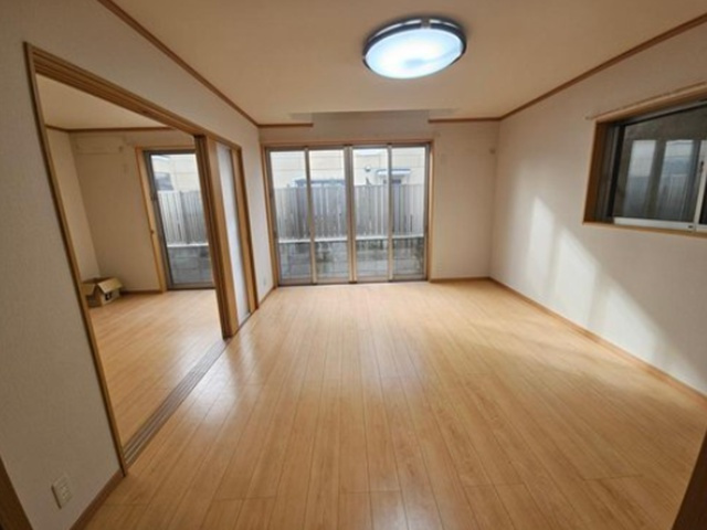 【居間・リビング】 | 山科区西野野色町　中古戸建