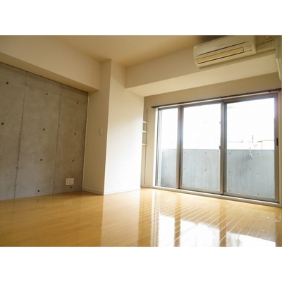 【居間・リビング】 | ユニロイヤル九段南 | 洋室