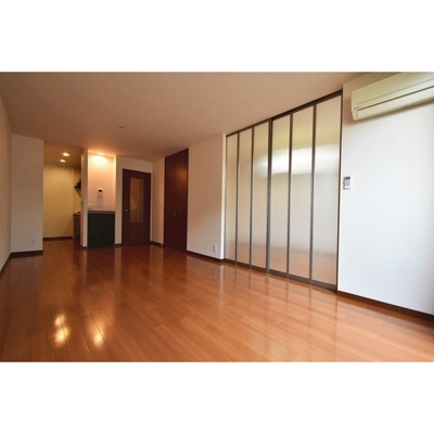 【居間・リビング】 | グレイス辻本弐番館