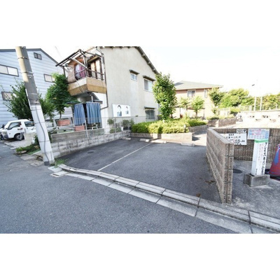 【その他】 | グレイス辻本弐番館 | 駐車場