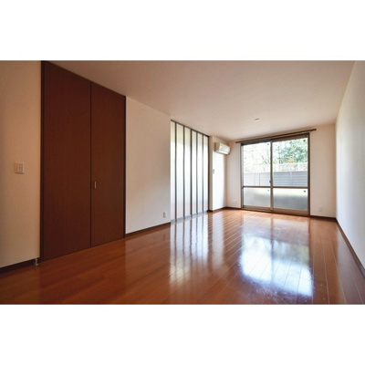 【居間・リビング】 | グレイス辻本弐番館