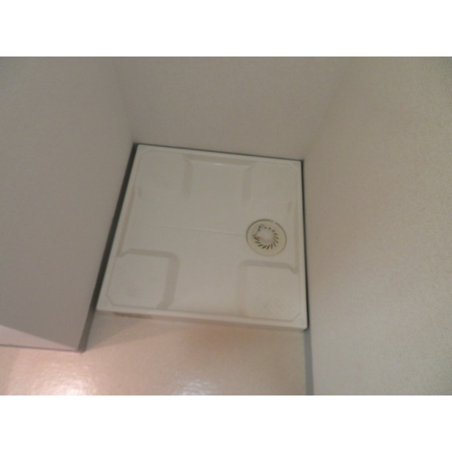 ユニロイヤル九段南の洗面所|室内洗濯機置き場