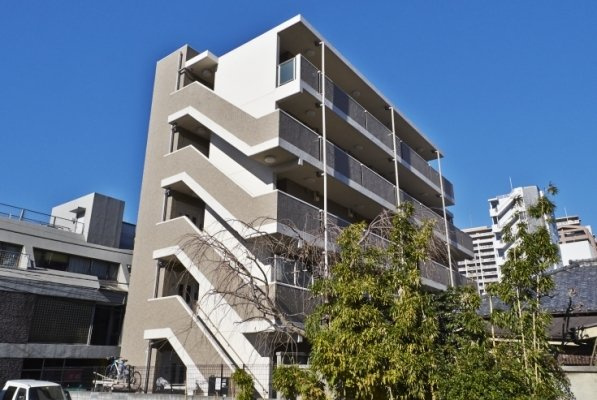 サンテミリオン八王子中町の外観