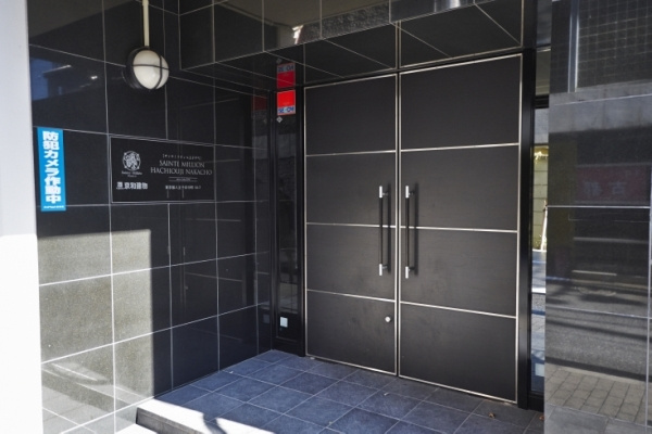 サンテミリオン八王子中町のエントランス