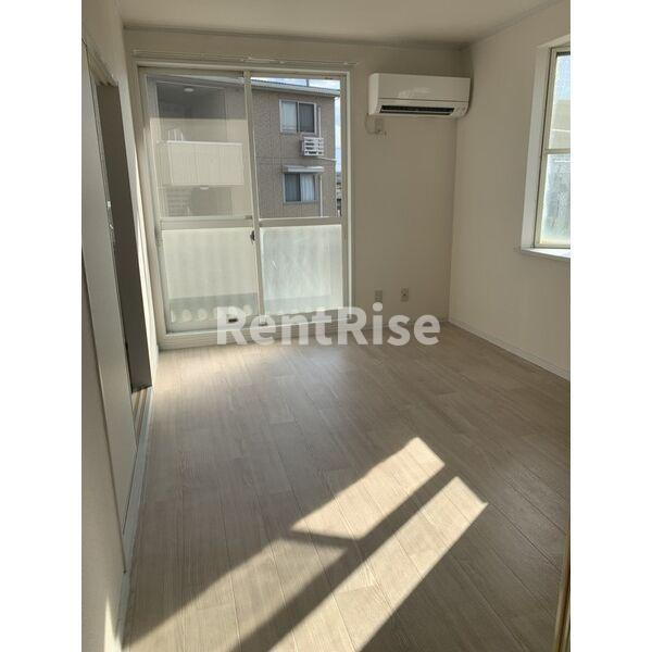 TAKE IIの居間・リビング