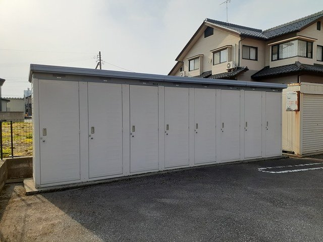 モワメームの設備