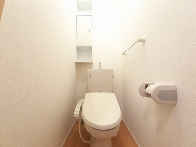 カレントⅢのトイレ|コンパクトで使いやすいトイレです