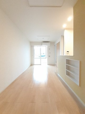 シェーン・プラッツの居間・リビング|使いやすい居間です