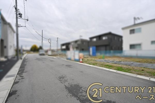 リーブルガーデン結崎 ４号棟 ／新築一戸建の前面道路含む現地写真|■現地撮影写真■コンビニが徒歩圏内に近接しています。