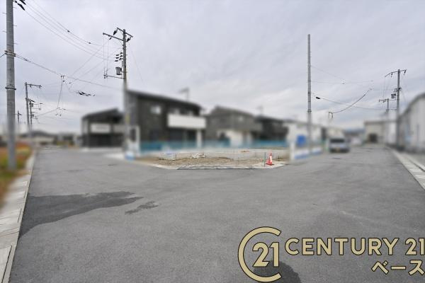 リーブルガーデン結崎 ５号棟 ／新築一戸建の前面道路含む現地写真|■現地撮影写真■コンビニが徒歩圏内に近接しています。