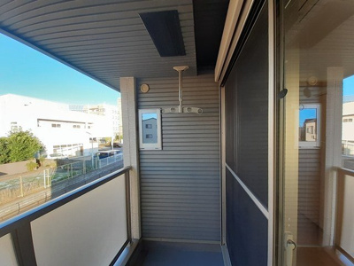 【バルコニー】 | ボンヌ・シャンス