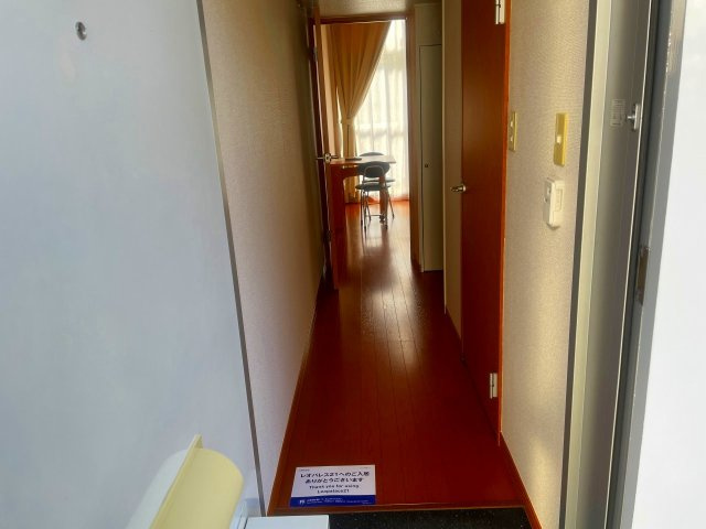 レオパレスエクセル　都町の玄関