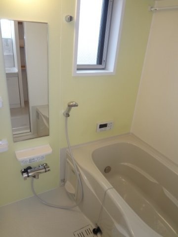 ネオ弐番館の浴室