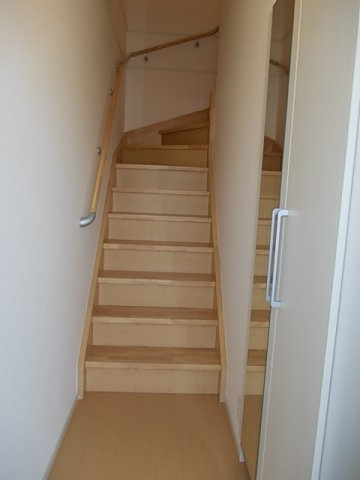 レインボーヒル・ハイツの玄関