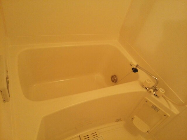 ラフィネ花水木の浴室