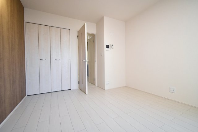 フジパレス西宮今津Ⅱ番館の居間・リビング