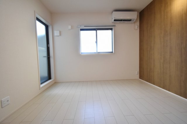 フジパレス西宮今津Ⅱ番館の居間・リビング