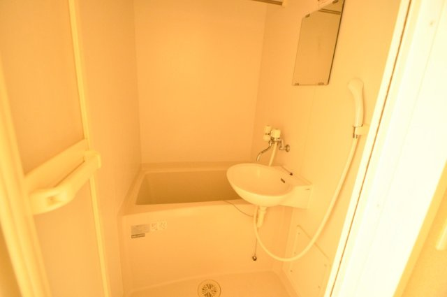 レオパレスアネックスの浴室