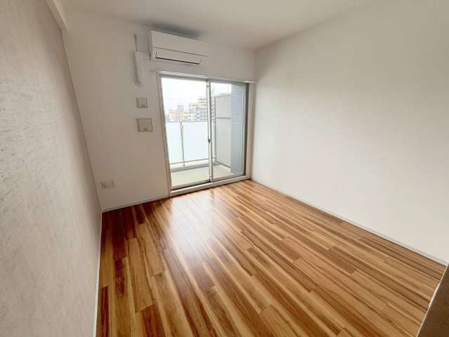 レジュールアッシュ三国本町の寝室