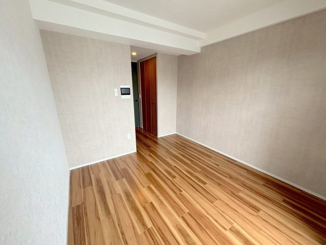 レジュールアッシュ三国本町の洋室