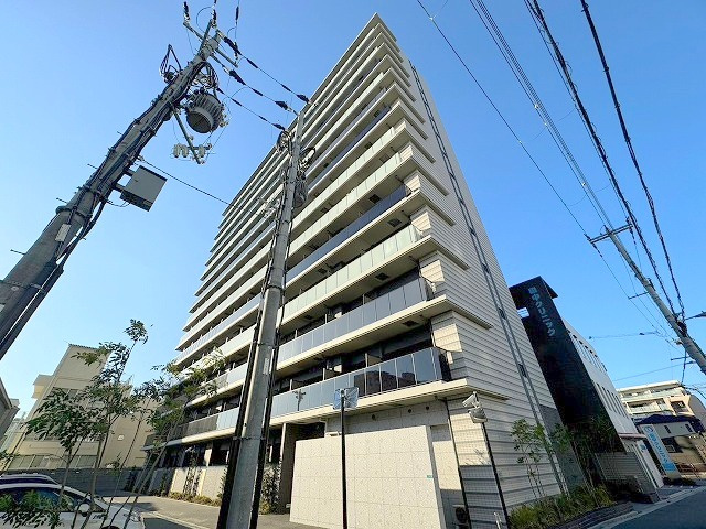 レジュールアッシュ三国本町の外観