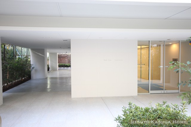 【エントランス】