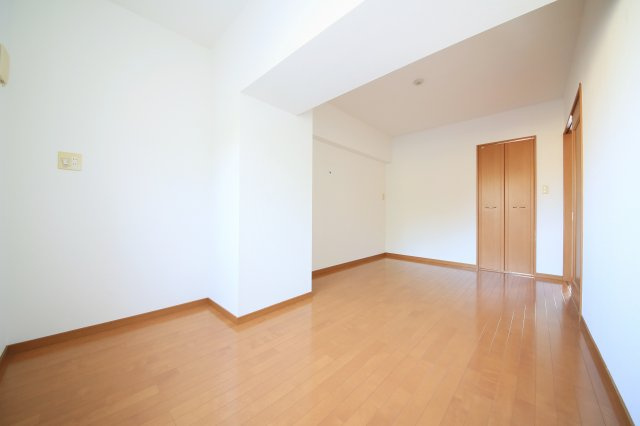 ファイーヴ土穴の内装