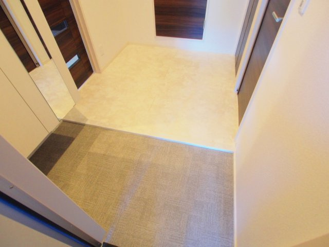 Ｄ-roomせのやIIの玄関