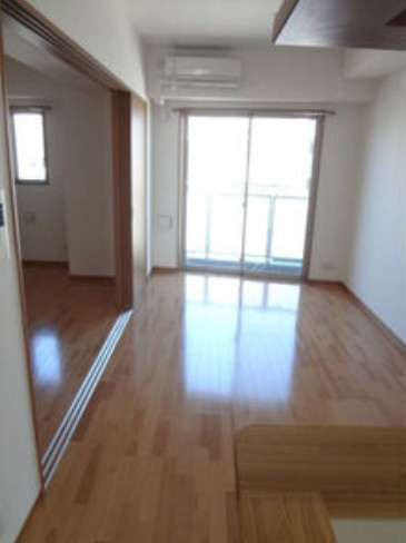 【居間・リビング】