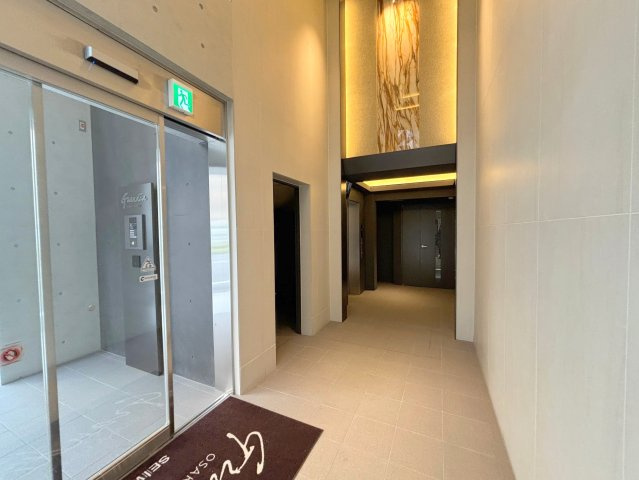 グランディア大阪ノースのロビー