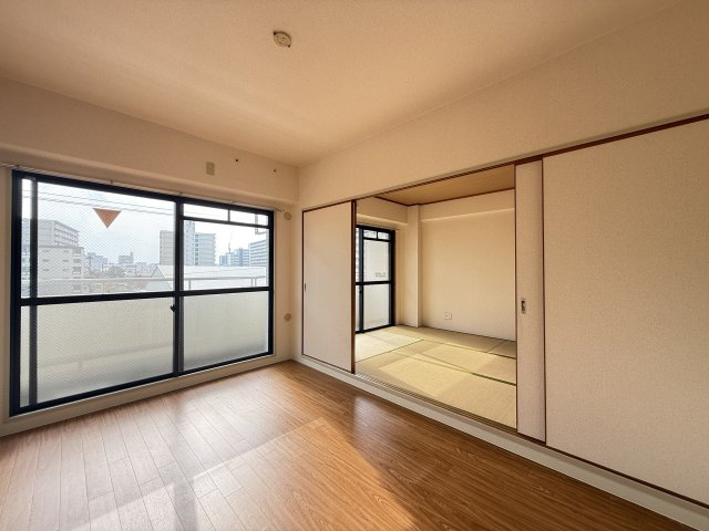 【洋室】 | サンモール川上Ⅰ