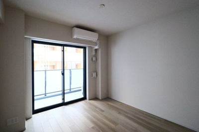 【洋室】 | グランスイート麻布六本木