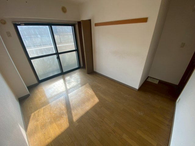 ルブニール西郷の居間・リビング