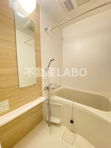 エスリード弁天町ポートヴィラの浴室